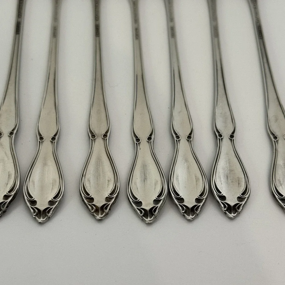 Oneida LTD Deluxe 